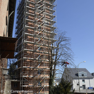 Das Turmgerüst steht